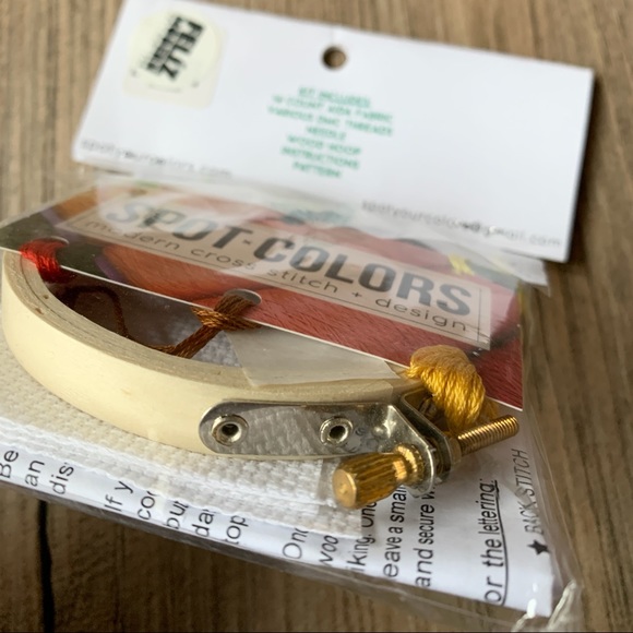 Counted Cross Stitch Kit - Picture 4 of 5